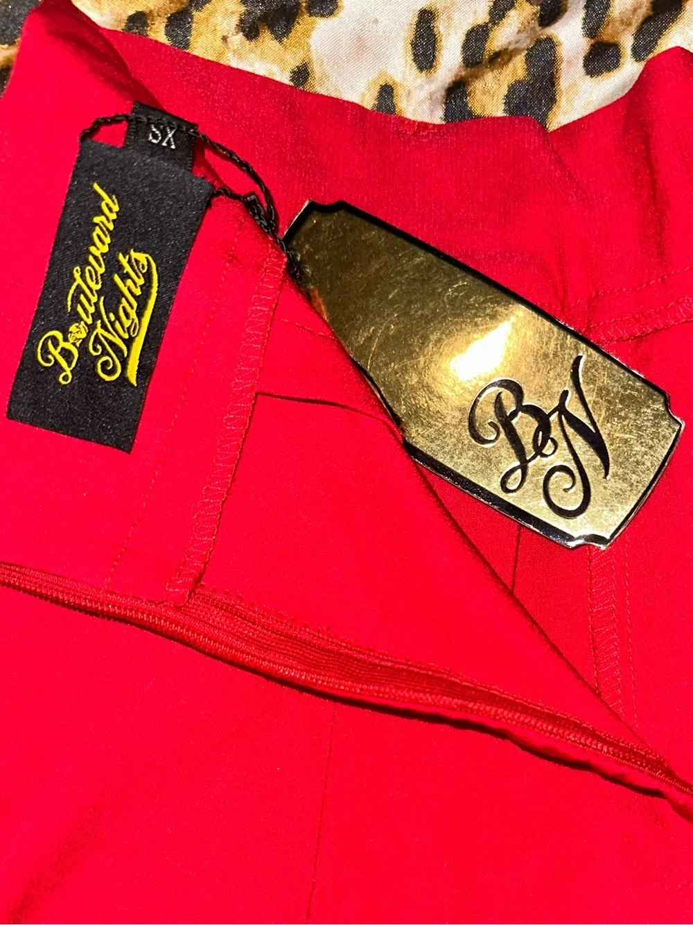 High-Rise Red Women’s Shorts — Sleek Everyday Style